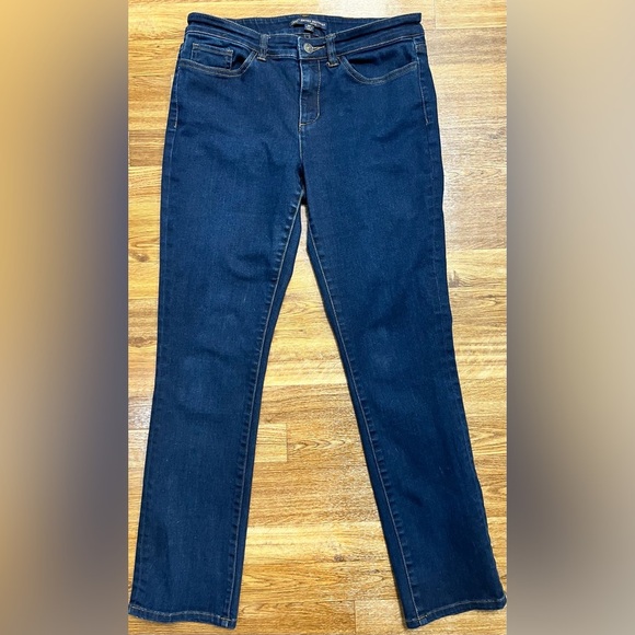 Women’s petite Brooks Brothers Dark wash straight cut denim jeans size 8P EUC - Picture 1 of 9